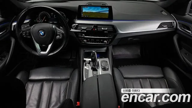 2018 BMW 5 Series (G30) 520d M Sport package Sold VIN WBAJC3102JG997570 – interior seats