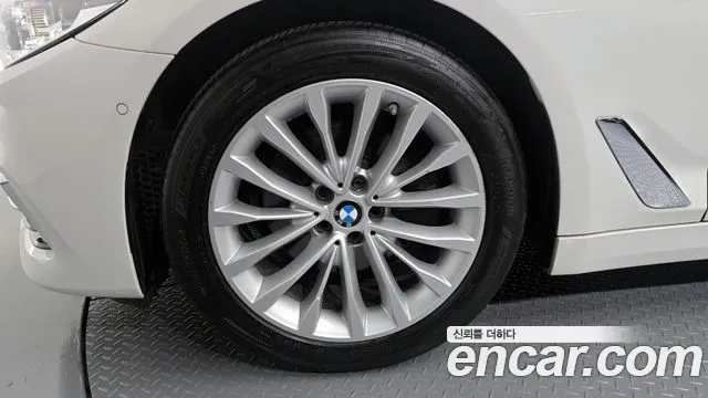 2018 BMW 5 Series (G30) 520d Luxury Special Edition Sold VIN WBAJC3107JG998441 – photo 15 2018 BMW 5 Series (G30) 520d Luxury Special Edition Sold VIN WBAJC3107JG998441 – photo 15