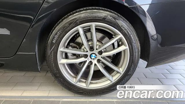 2017 BMW 5 Series (G30) 520d M Sport Package Plus Sold VIN WBAJC3108HG922009 – undercarriage 2017 BMW 5 Series (G30) 520d M Sport Package Plus Sold VIN WBAJC3108HG922009 – undercarriage