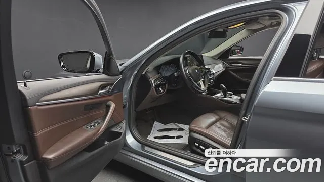 2018 Bmw 5series (G30) 520d Luxury Plus Sold VIN WBAJC3108JWB80712 – front exterior