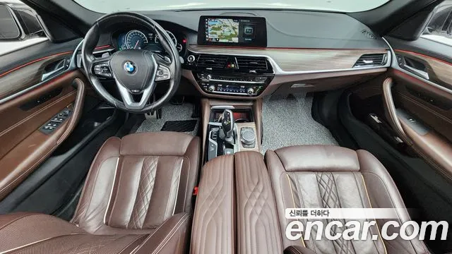2018 BMW 5Series (G30) 520d xDrive M Sport Package Plus Sold VIN WBAJC5101JWB84063 – photo 32