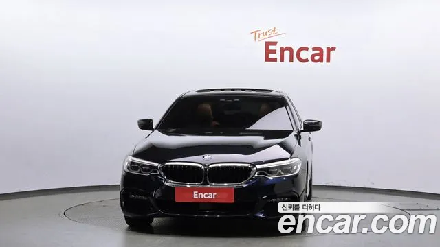 2018 BMW 5 Series (G30) 520d xDrive M Sport Package Sold VIN WBAJC5103JWB86039 – photo 15