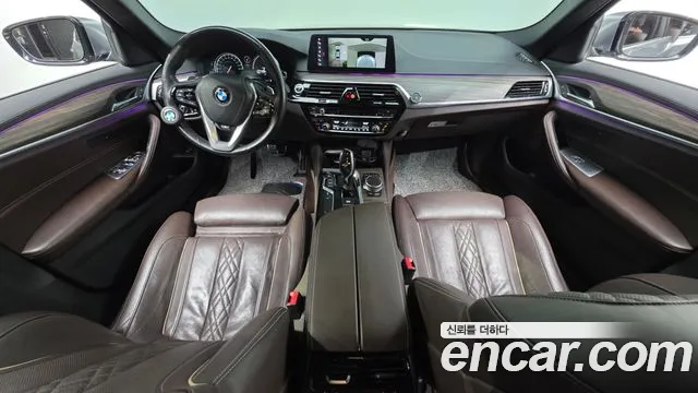 2018 BMW 5 Series (G30) 520d xDrive M Sport Package Plus Sold VIN WBAJC5106JWB84771 – rear exterior 2018 BMW 5 Series (G30) 520d xDrive M Sport Package Plus Sold VIN WBAJC5106JWB84771 – rear exterior