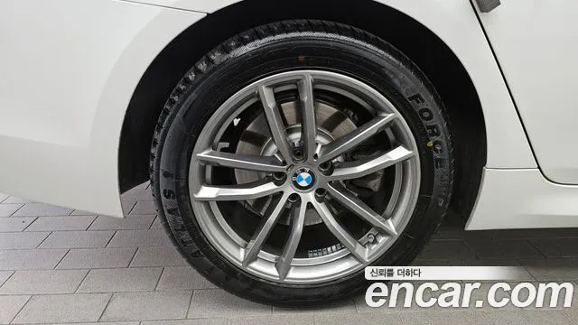 2018 BMW 5 Series (G30) 520d xDrive M Sport Package Plus Sold VIN WBAJC510XJWB85258 – photo 11 2018 BMW 5 Series (G30) 520d xDrive M Sport Package Plus Sold VIN WBAJC510XJWB85258 – photo 11