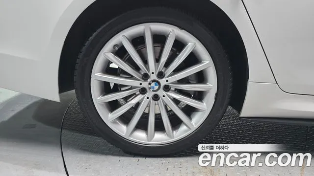 2018 BMW 5 Series (G30) 530d Luxury Plus Sold VIN WBAJC9100JB279032 – photo 17