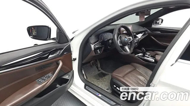 2019 BMW 5Series (G30) 530i M Sport Package Plus Sold VIN WBAJD3102KWE99473 – photo 28