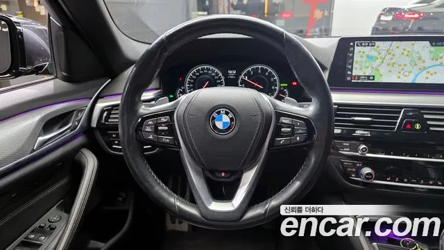 2018 BMW 5Series (G30) 530i M Sport Package Sold VIN WBAJD3104JWC14013 – photo 14 2018 BMW 5Series (G30) 530i M Sport Package Sold VIN WBAJD3104JWC14013 – photo 14