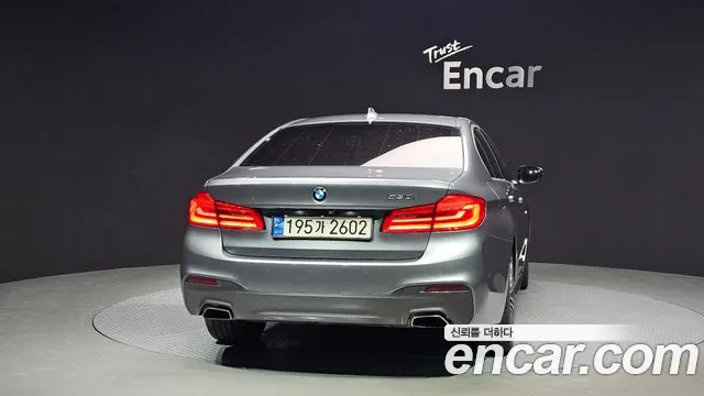 2018 BMW 5Series (G30) 530i M Sport Package Plus Sold VIN WBAJD3107JB316720 – dashboard