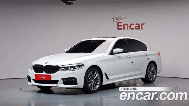 2018 BMW 5 Series (G30) 530i M Sport Package Sold VIN WBAJD3107JWC13891 – engine bay