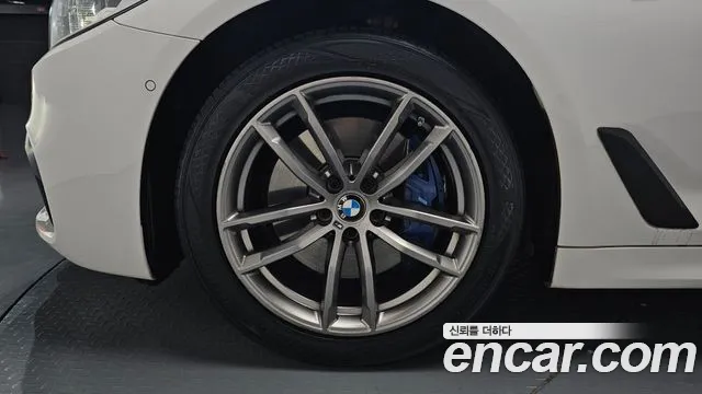 2018 BMW 5 Series (G30) 530i M Sport Package Sold VIN WBAJD3107JWC13891 – photo 13
