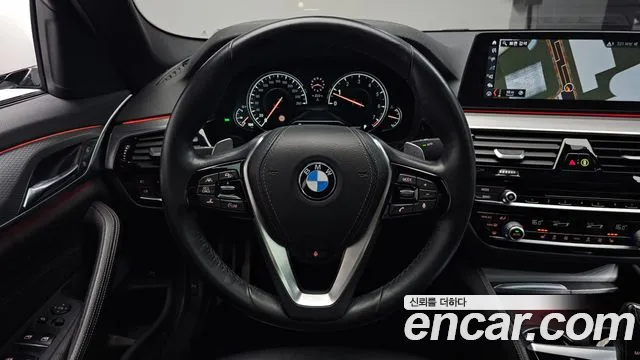2018 BMW 5 Series (G30) 530i M Sport Package Sold VIN WBAJD3107JWC13891 – photo 22