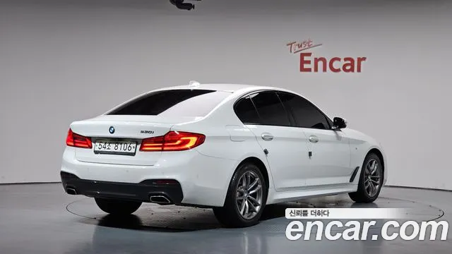 2018 BMW 5 Series (G30) 530i M Sport Package Sold VIN WBAJD3107JWC13891 – photo 27