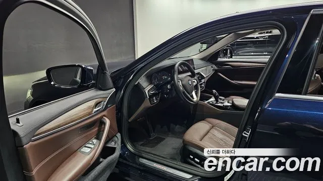 2019 Bmw 5series (G30) 530i Luxury Plus Sold VIN WBAJD3108KWW42715 – front exterior