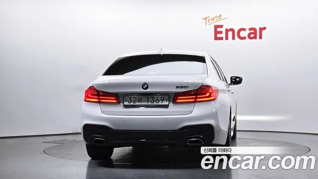 2019 BMW 5 Series (G30) 530i M Sport Package Plus VIN WBAJD3109KB317336