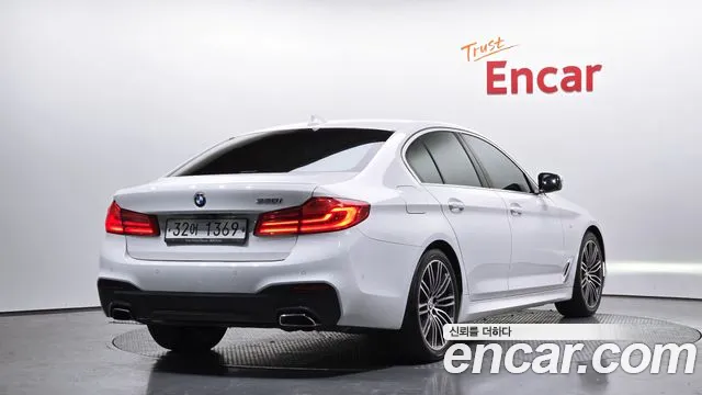 2019 BMW 5 Series (G30) 530i M Sport Package Plus Sold VIN WBAJD3109KB317336 – exterior detail