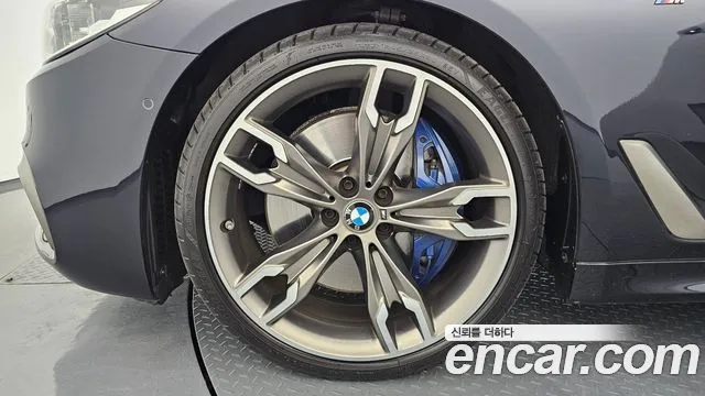 2019 BMW 5 Series (G30) M550d xDrive Sold VIN WBAJD7103KBM20226 – photo 18