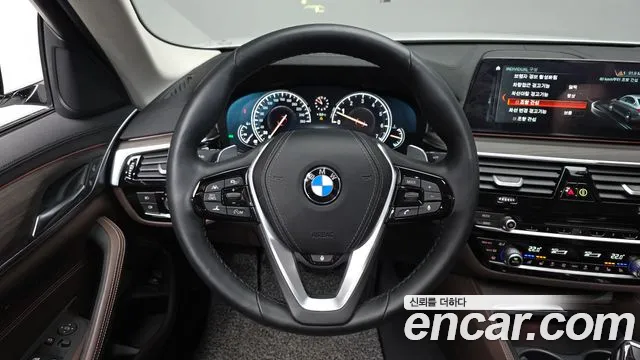 2018 BMW 5Series (G30) 530i xDrive Luxury Plus Sold VIN WBAJD9100JB277259 – exterior detail