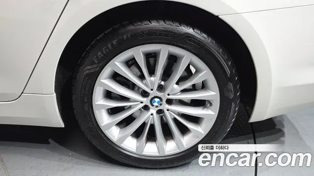 2018 BMW 5Series (G30) 530i xDrive Luxury Plus Sold VIN WBAJD9100JB277259 – photo 16