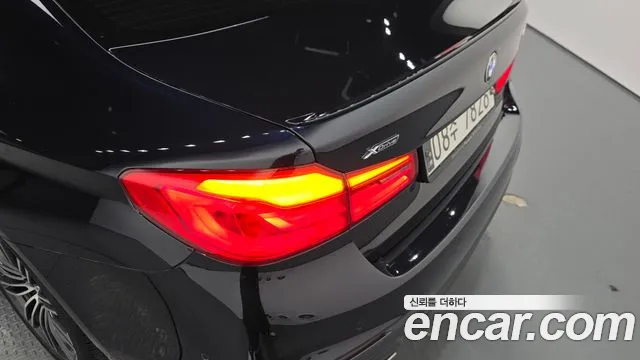 2019 BMW 5 Series (G30) 530i xDrive M Sport Package Plus VIN WBAJD9100KWW11476