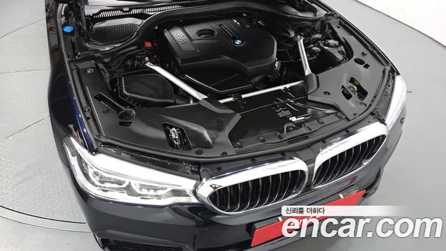 2018 BMW 5 Series (G30) 530i xDrive M Sport Package VIN WBAJD9103JWC12546