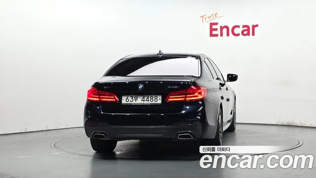 2018 BMW 5 Series (G30) 530i xDrive M Sport Package Sold VIN WBAJD9103JWC12546 – photo 23