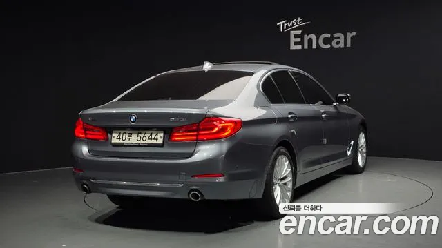 2018 BMW 5Series (G30) 530i xDrive Luxury Plus Sold VIN WBAJD9105JB277161 – photo 18