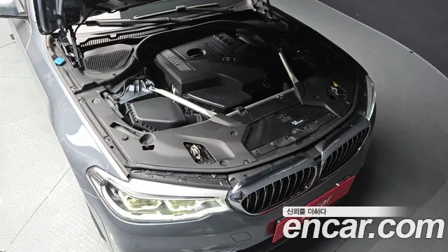 2018 BMW 5Series (G30) 530i xDrive Luxury Plus Sold VIN WBAJD9105JB277161 – photo 19