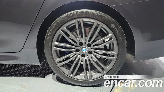 2019 BMW 5 Series (G30) 530i xDrive M Sport Package Plus Sold VIN WBAJD9105KB277727 – photo 14 2019 BMW 5 Series (G30) 530i xDrive M Sport Package Plus Sold VIN WBAJD9105KB277727 – photo 14