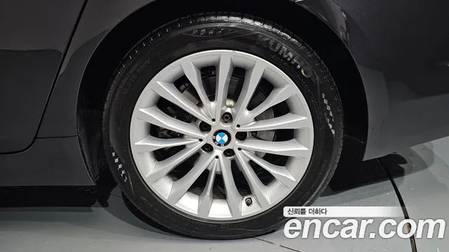 2018 BMW 5 Series (G30) 530i xDrive Luxury Plus Sold VIN WBAJD9107JWC82759 – photo 31