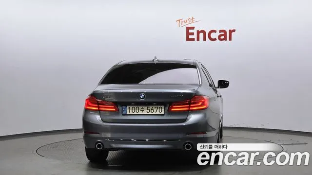 2018 BMW 5Series (G30) 530i xDrive Luxury Plus Sold VIN WBAJD9109JWC83556 – photo 16
