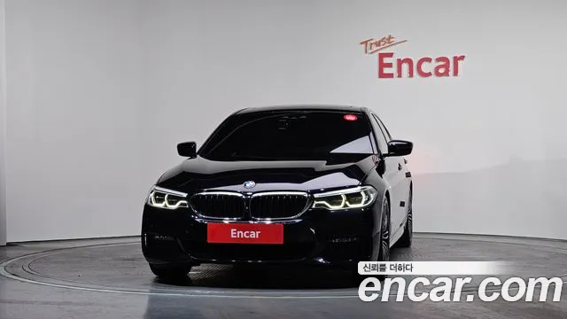 2019 BMW 5 Series (G30) 530i xDrive M Sport Package Plus Sold VIN WBAJD910XKWW11470 – trunk area 2019 BMW 5 Series (G30) 530i xDrive M Sport Package Plus Sold VIN WBAJD910XKWW11470 – trunk area
