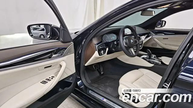 2019 BMW 5 Series (G30) 530i xDrive M Sport Package Plus Sold VIN WBAJD910XKWW11470 – photo 14 2019 BMW 5 Series (G30) 530i xDrive M Sport Package Plus Sold VIN WBAJD910XKWW11470 – photo 14