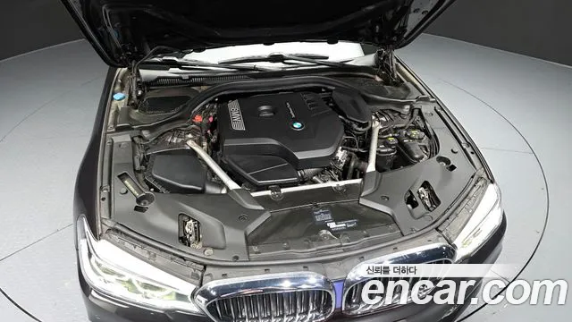 2019 BMW 5 Series (G30) 530i xDrive Luxury Plus Sold VIN WBAJD910XKWW32982 – photo 18