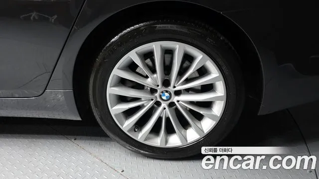 2019 BMW 5 Series (G30) 530i xDrive Luxury Plus Sold VIN WBAJD910XKWW32982 – photo 23