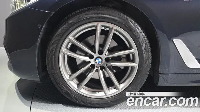 2020 BMW 5Series (G30) 520d M Sport Package Plus Sold VIN WBAJF3102LCE02723 – photo 26 2020 BMW 5Series (G30) 520d M Sport Package Plus Sold VIN WBAJF3102LCE02723 – photo 26
