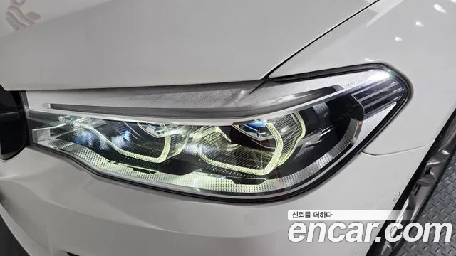 2019 BMW 5 Series (G30) 520d M Sport Package Plus Sold VIN WBAJF3103KBJ09222 – interior seats 2019 BMW 5 Series (G30) 520d M Sport Package Plus Sold VIN WBAJF3103KBJ09222 – interior seats