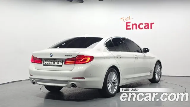 2020 BMW 5Series (G30) 520d Luxury Plus Sold VIN WBAJF3108LCE24502 – engine bay