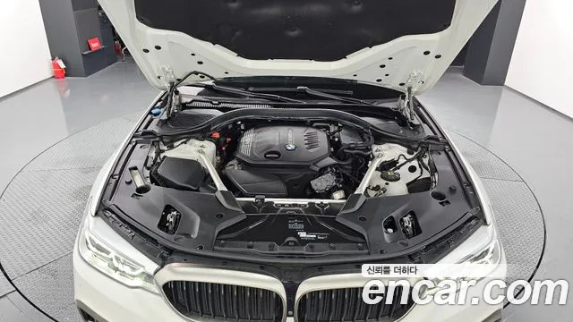 2020 BMW 5Series (G30) 520d M Sport Package Plus Sold VIN WBAJF5108LCE87823 – interior seats 2020 BMW 5Series (G30) 520d M Sport Package Plus Sold VIN WBAJF5108LCE87823 – interior seats