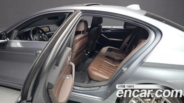 2020 BMW 5Series (G30) 520d xDrive M Sport Package Plus Sold VIN WBAJF5109LWW76797 – exterior detail