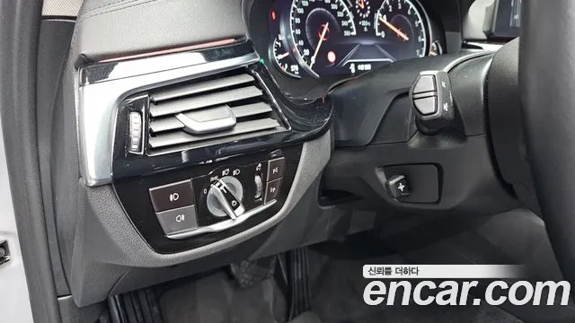2018 BMW 5Series (G30) 520i Luxury Sold VIN WBAJK7100JBP72359 – engine bay