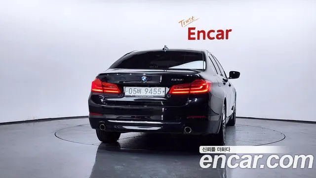 2019 BMW 5 Series (G30) 520i Luxury VIN WBAJK7106KBP75087