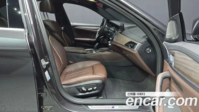 2020 BMW 5Series (G30) 520i M Sport Sold VIN WBAJK9104LCE68740 – trunk area
