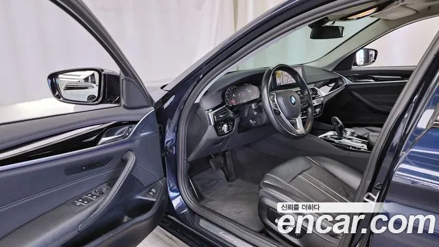 2020 BMW 5 Series (G30) 520i Luxury Sold VIN WBAJK9106LCE10418 – photo 31