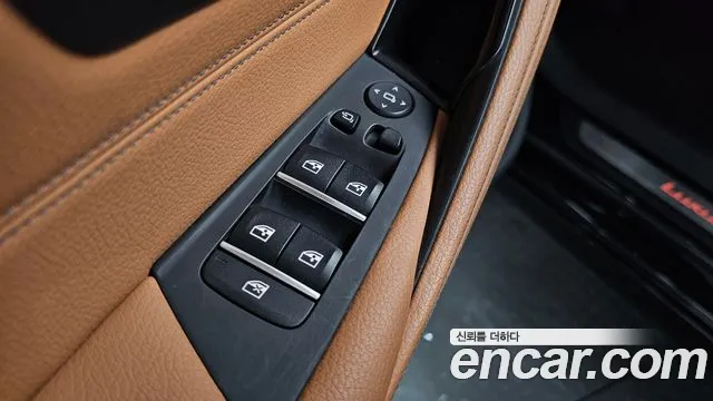 2020 BMW 5 Series (G30) 520i Luxury Sold VIN WBAJK9107LCE07026 – odometer reading