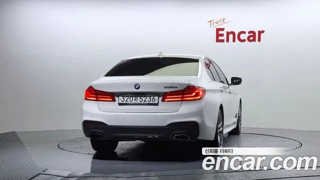 2020 BMW 5 Series (G30) 530e M Sport Sold VIN WBAJS9107LCE11772 – exterior detail