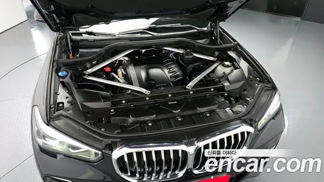 2021 BMW X5 (G05) xDrive 30d M Sport Sold VIN WBAJU8106M9F66039 – exterior detail