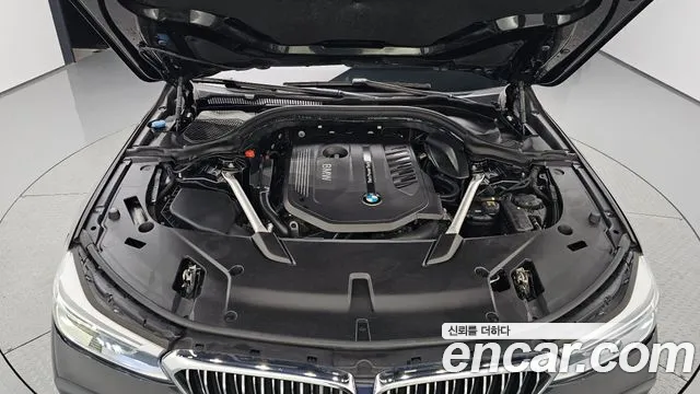 2019 BMW 6Series GT (G32) 640i xDrive Luxury VIN WBAJV6108KBL16449