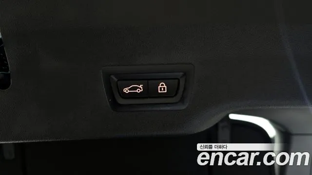 2020 BMW 6Series GT (G32) 620d M Sport Sold VIN WBAJX2100LCD57269 – photo 17