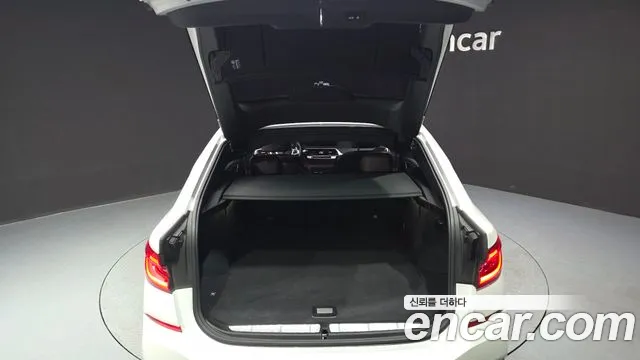 2022 BMW 6 Series GT (G32) 620d xDrive M Sport Sold VIN WBAJY0105NCJ91641 – exterior detail