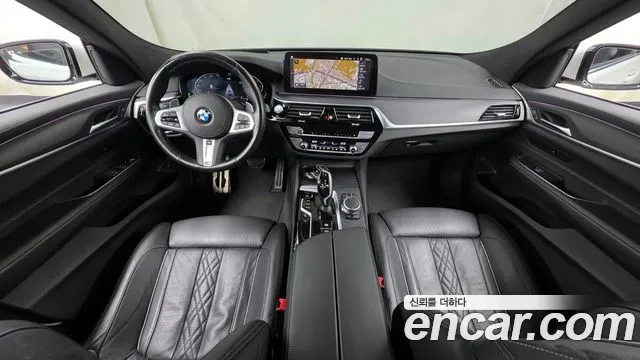 2022 BMW 6Series GT (G32) 620d xDrive M Sport Sold VIN WBAJY010666666666 – photo 14